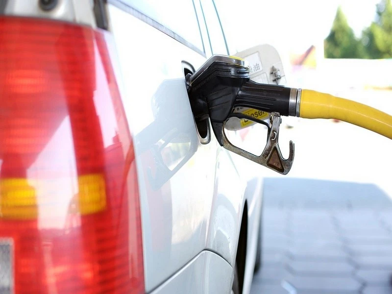 Carburants: le stock de sécurité inférieur à 30 jours, des stations-service risquent de tomber en panne sèche