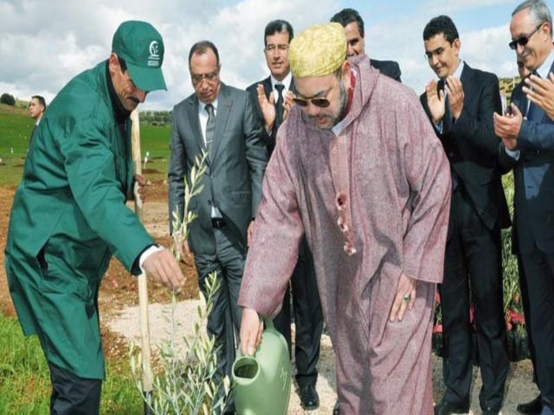 Le Roi désigne de nouveaux objectifs à l'agriculture: classe moyenne rurale, jeunesse et emploi