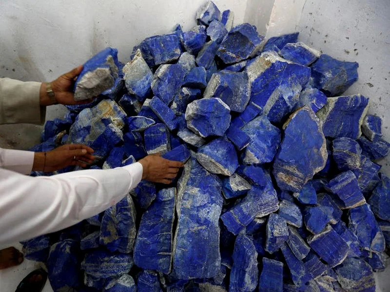 Minerais Le lithium, trésor stratégique aux mains des talibans en Afghanistan 