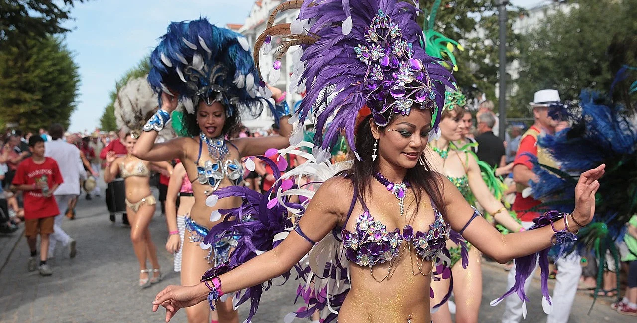 En Arabie saoudite, une troupe de samba crée la polémique