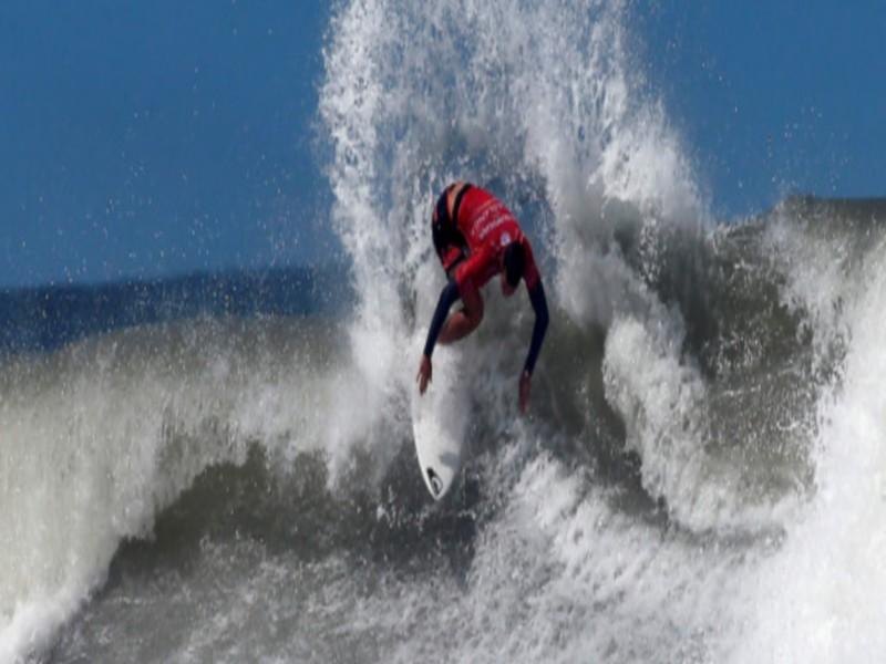 Les surfeurs s'inquiètent pour les spots de surf à Taghazout