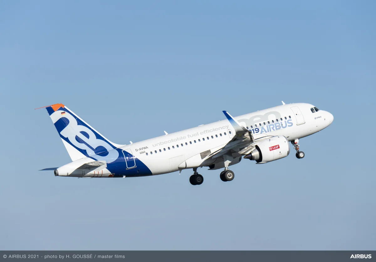 Premier vol d'un Airbus A319neo avec 100 % de carburant durable 