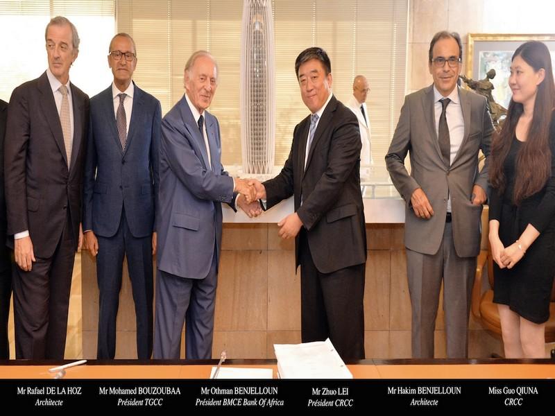 Rabat: signature du contrat de construction de la Tour Othman Benjelloun