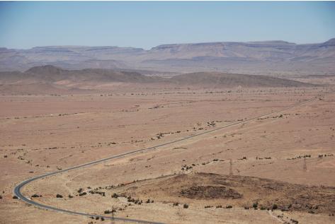 Assa zag le désert : Au-delà de l\'espace, une mémoire à partager