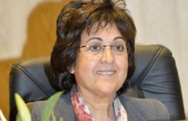 Entretien avec Fatema Marouane, ministre de l’Artisanat et de l’Économie sociale et solidaire La Vision 2015 vise la création de 115 000 emplois