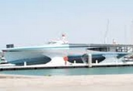 Planet Solar fait escale à Marchica Le plus grand bateau solaire au monde en rade dans la lagune