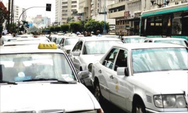 Renouvèlement du parc des grands taxis   Les professionnels rejettent la formule proposée par le gouvernement