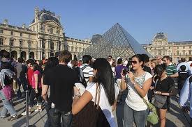 La demande touristique internationale dépasse les prévisions au premier semestre 2013 Communiqué de presse Le nombre d’arrivées de touristes internationaux s’est accru d